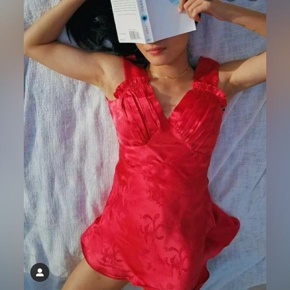 Realisation Par The Roxy silk mini dress in Red Dragon - Picture 9 of 14